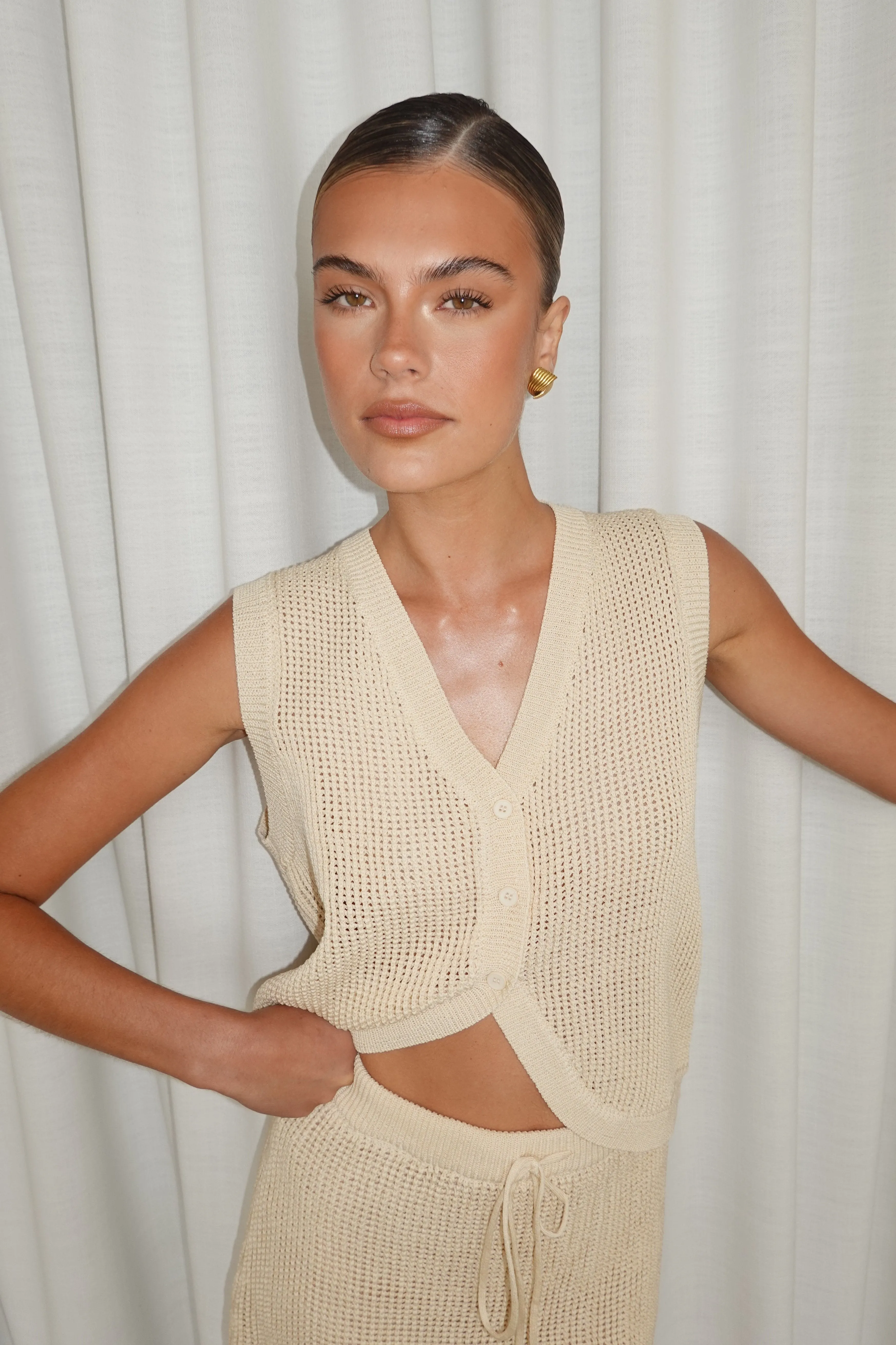 Alexi Knit Vest (Beige)