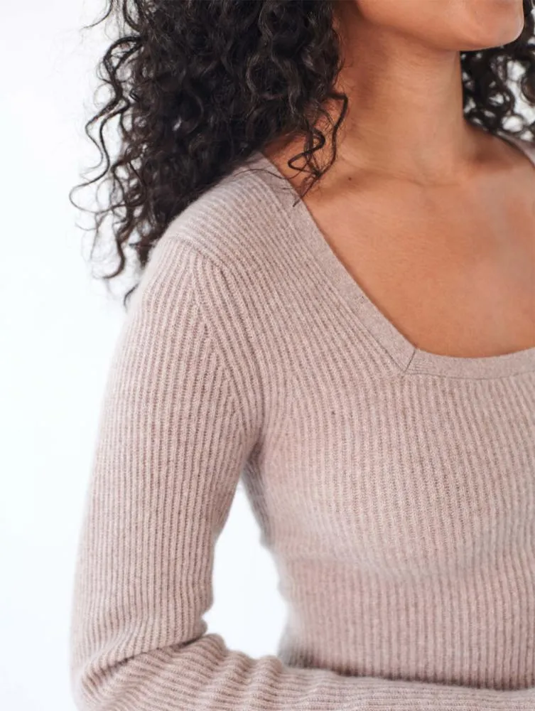 White   Warren - Cashmere Square Neck Sweater in Oak Heather